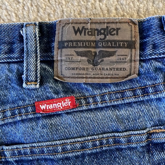Vintage Relaxed Fit Wrangler Jeans - Picture 7 of 8